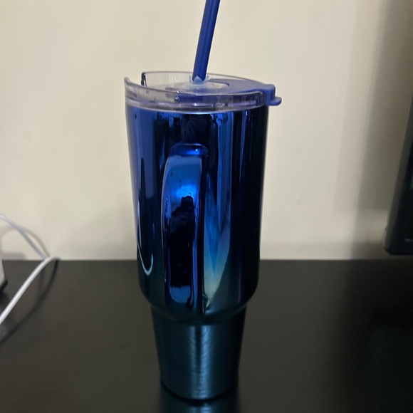Dunkin Stanley style Blue Tumbler - Picture 3 of 5